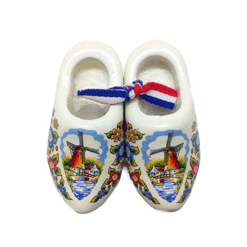 Magnet - Pair Wooden Shoes (Poly) 4cm